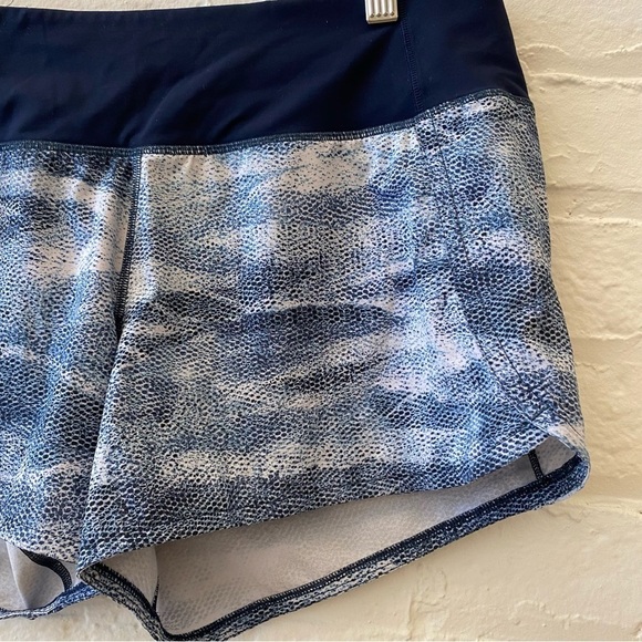 Lululemon || Run Times Short II 4" Mesh Scape Multi / True Navy 8 - Picture 2 of 10